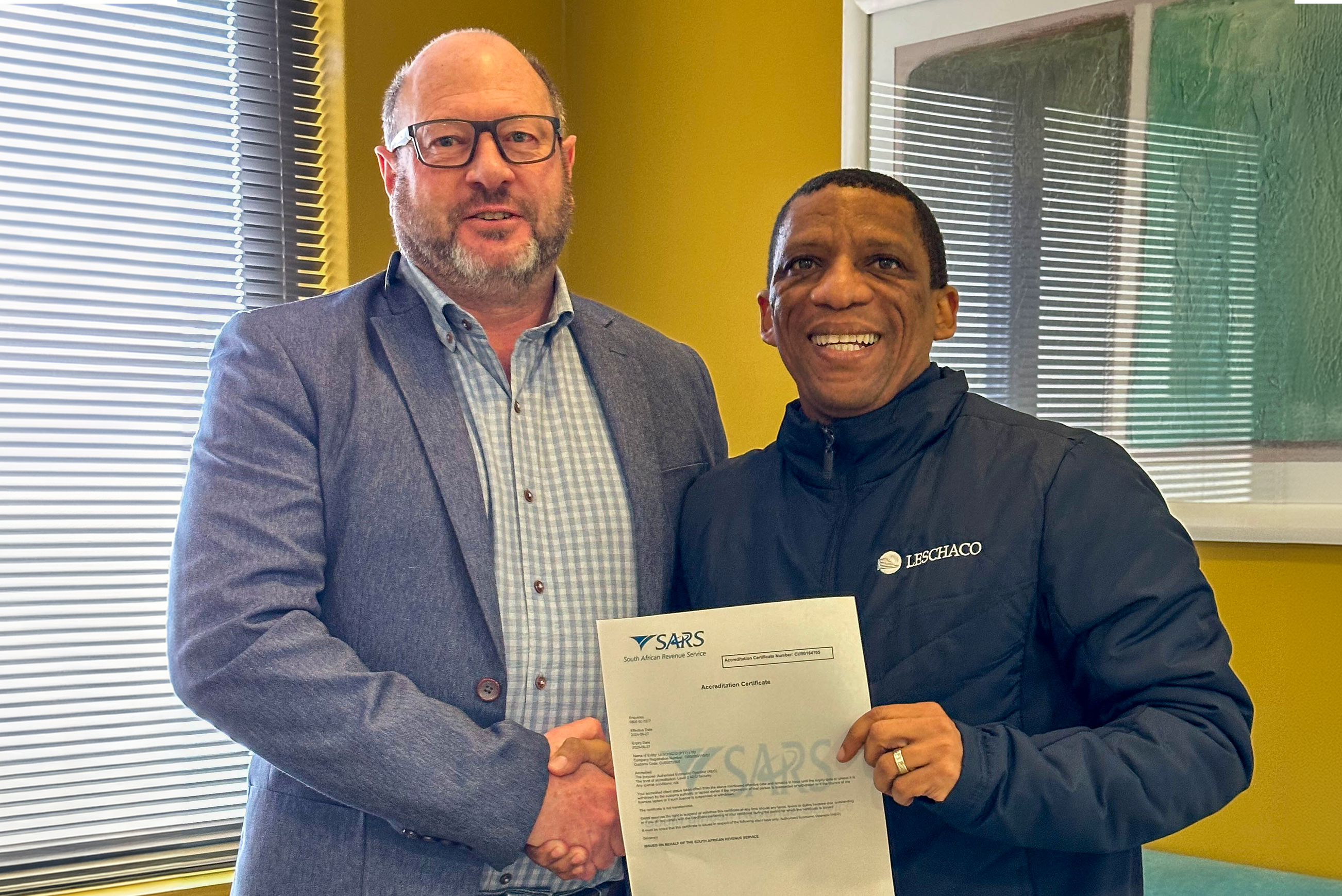 vlnr: Juan Enslin (Managing Director Leschaco (PTY) LTD., South Africa), Denvor Booysen (Customs Manager Leschaco (PTY) LTD., South Africa